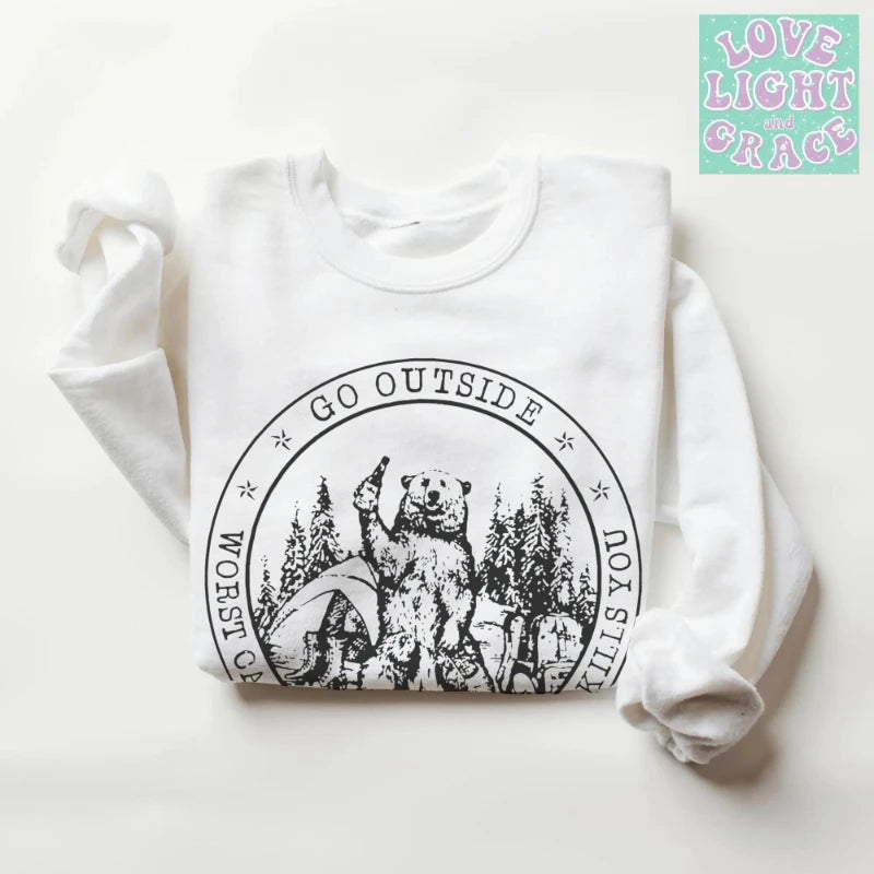Sudadera con diseño de escenario de peor caso, camiseta con temática de montaña, camisetas de senderismo, camisetas para actividades al aire libre, camiseta con gráfico de la naturaleza, beige marrón